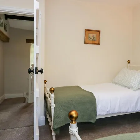Glenside * Ulverston